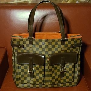 Louis Vuitton Damien Uzes